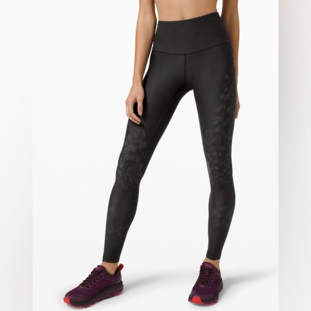 Mapped Out High-Rise Tight 28" *Camo